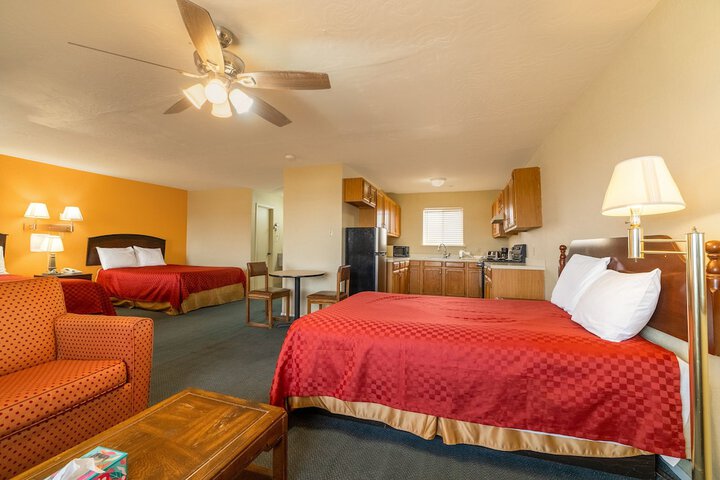 Room 14 of 76