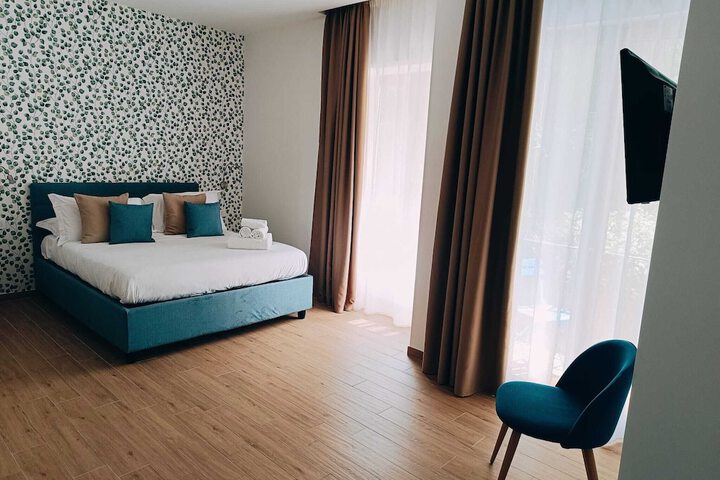 Room 18 of 38