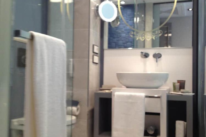 Clean Restrooms