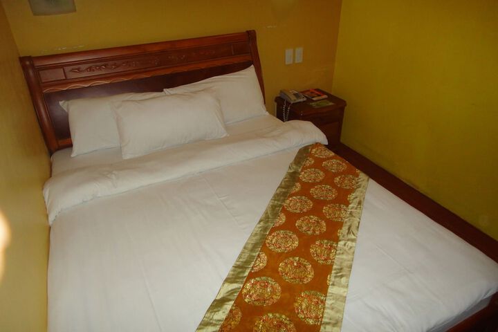 Room 18 of 70