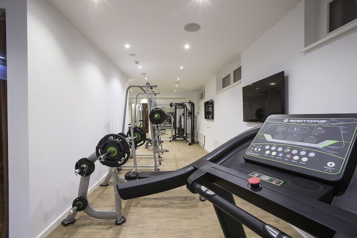 Health and Fitness 62 of 110
