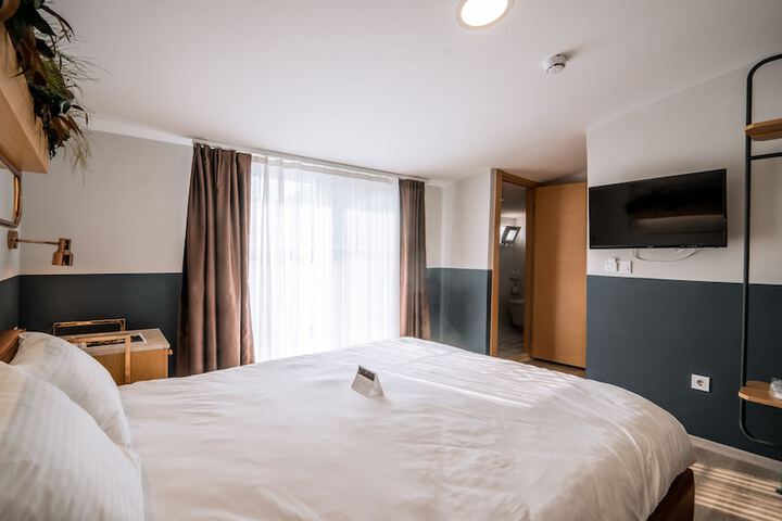 Room 13 of 58