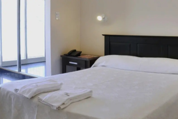 Room 3 of 14