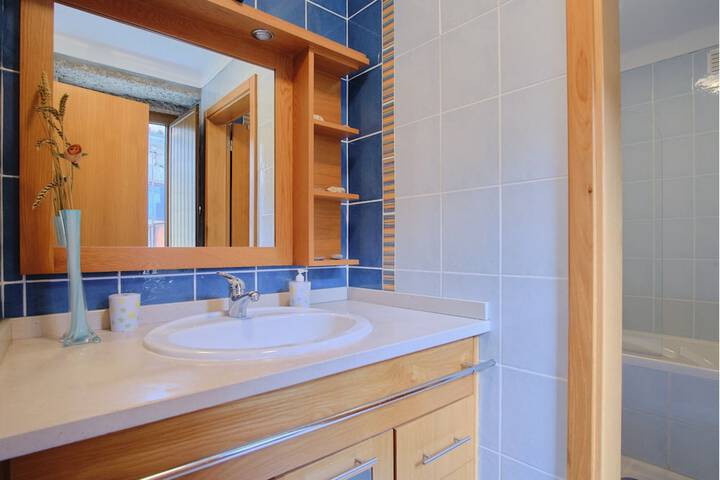 Room 15 of 21