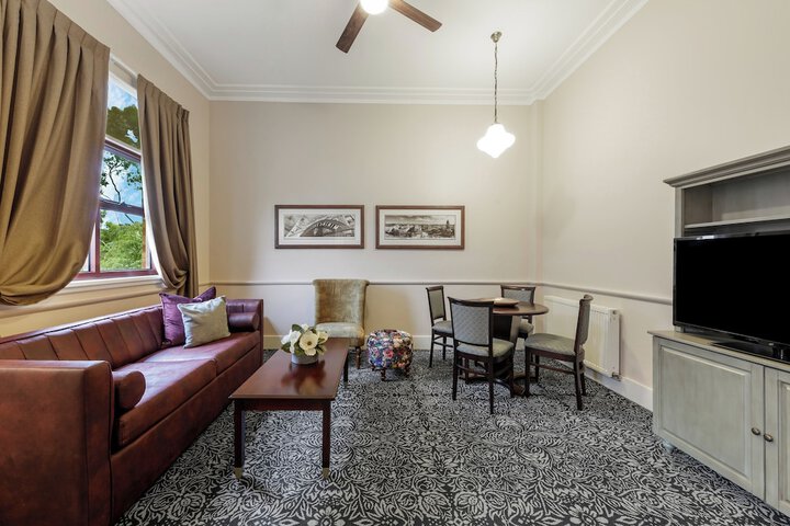 Room 7 of 46