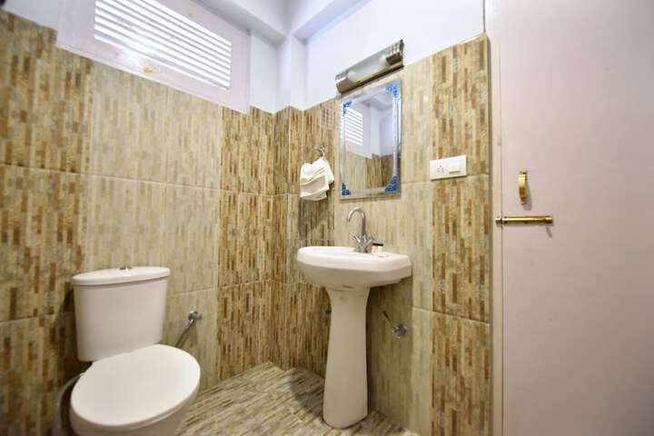 Room 10 of 59