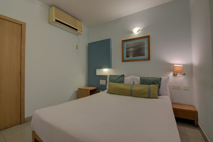 Room 3 of 59