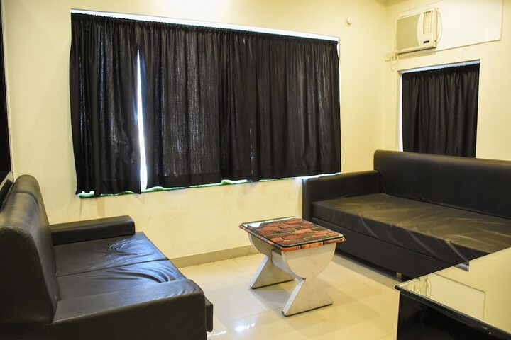 Room 10 of 49