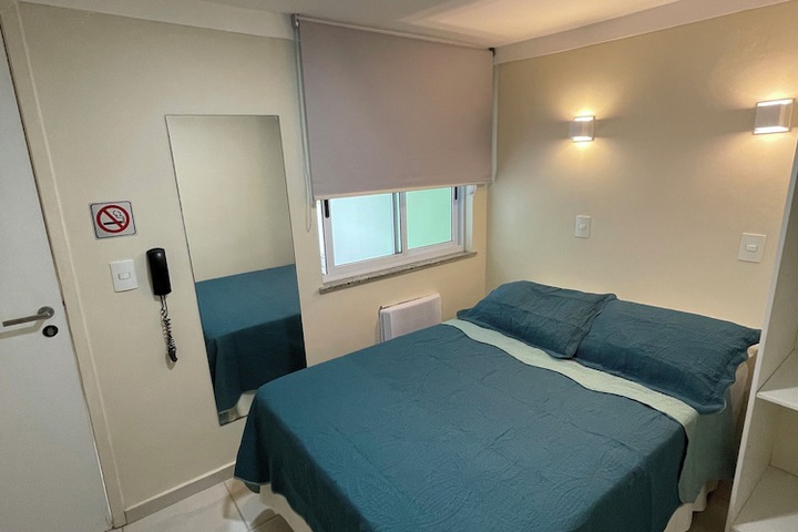 Room 7 of 60