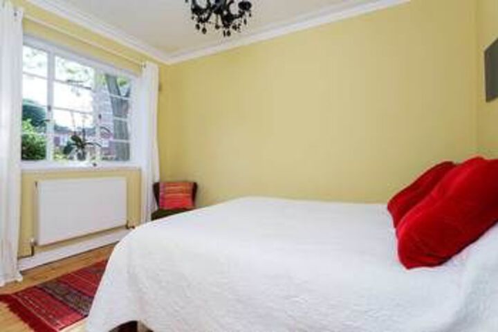 Room 8 of 21