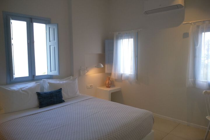 Room 9 of 46