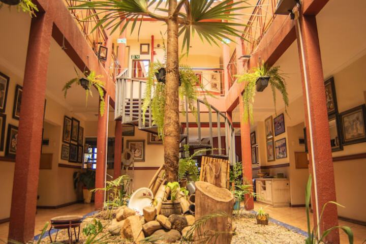 Hotel Exterior 22 of 24