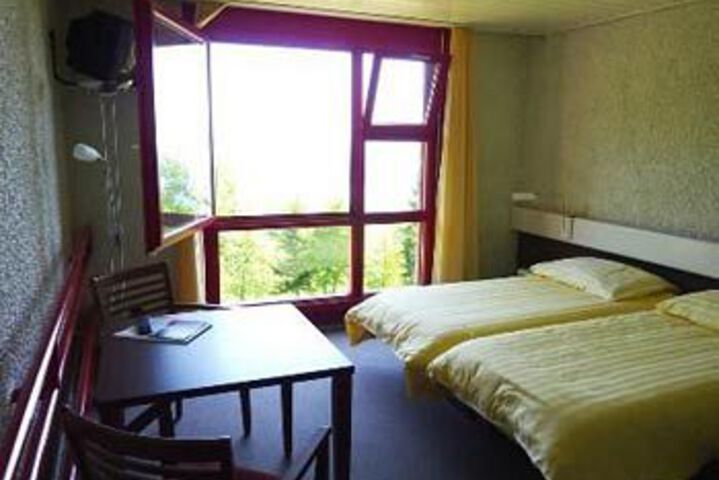 Room 39 of 67