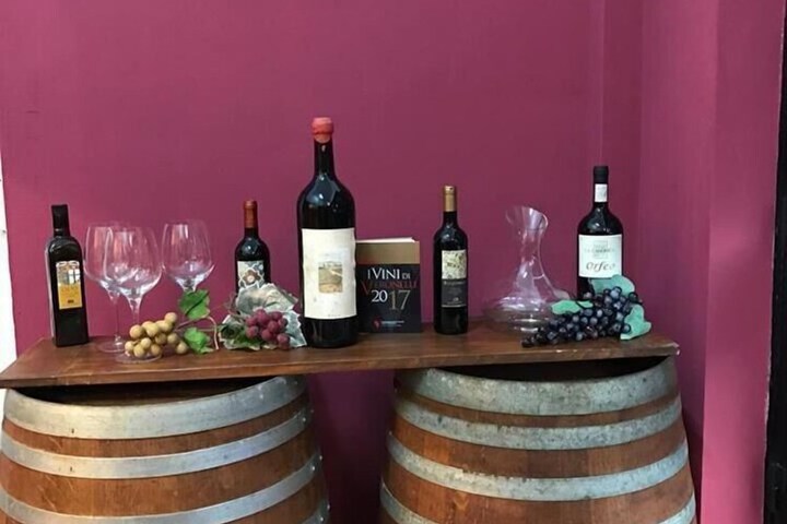 Dining 28 of 42