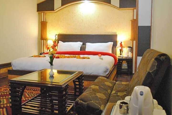 Room 10 of 41