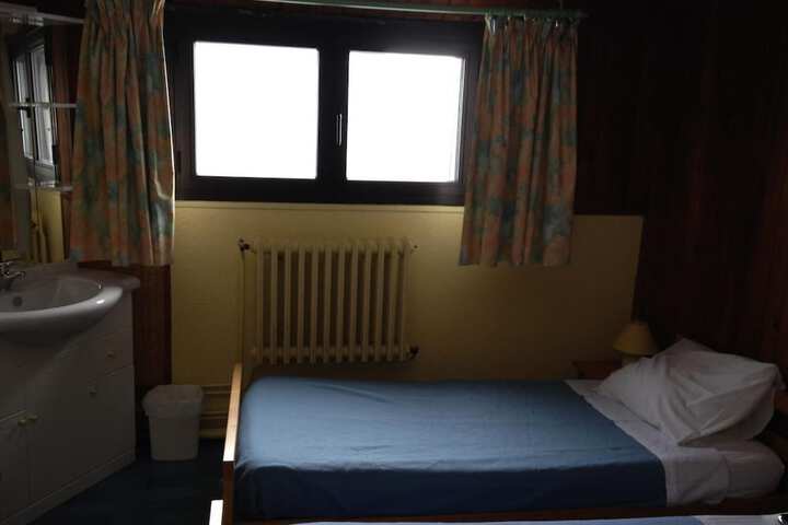 Room 5 of 45