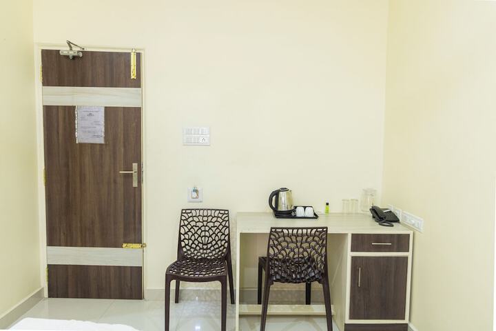 Room 3 of 6