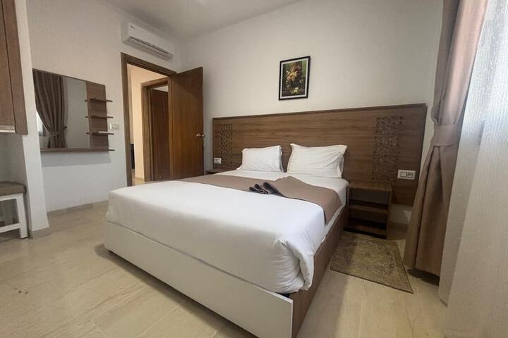 Room 26 of 68