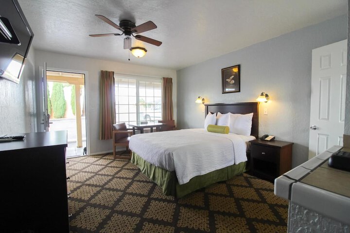 Room 13 of 29