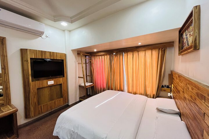Room 15 of 69