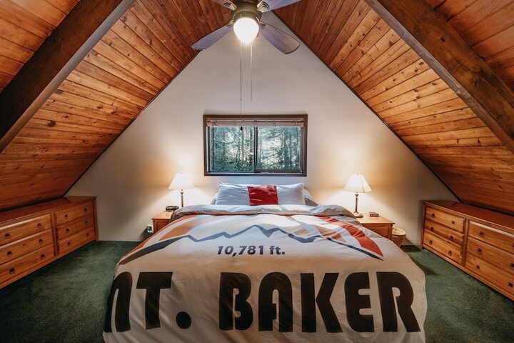 Room 5 of 34