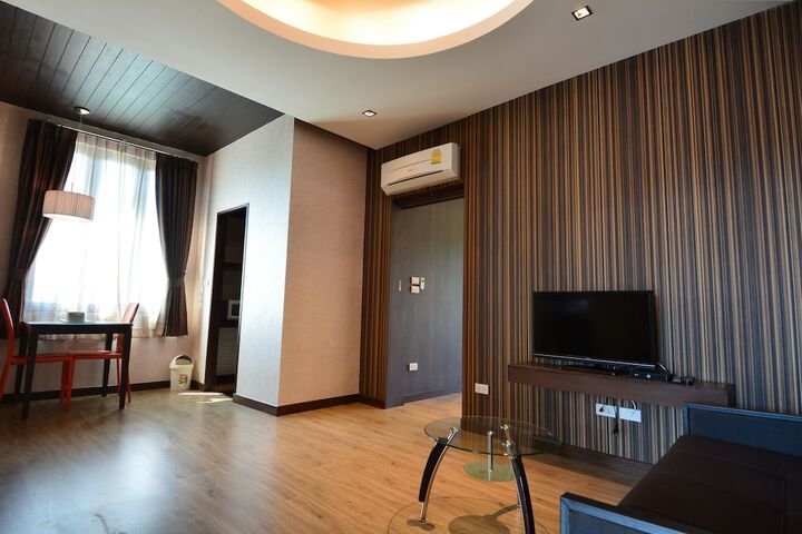 Room 15 of 63