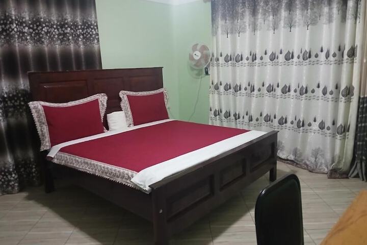 Room 3 of 16