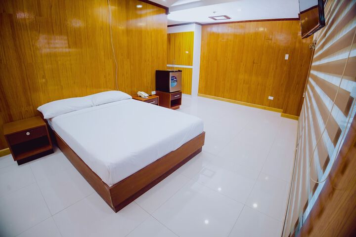 Room 6 of 29