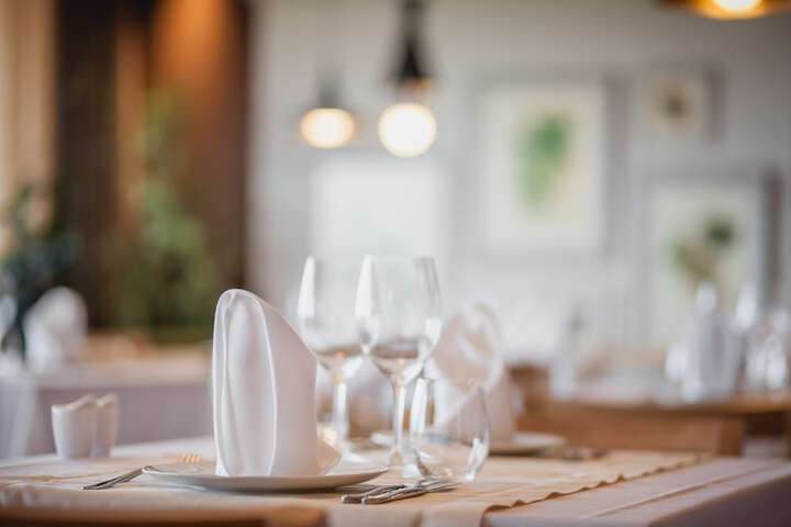 Dining 45 of 64