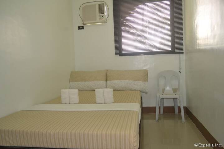 Room 7 of 40