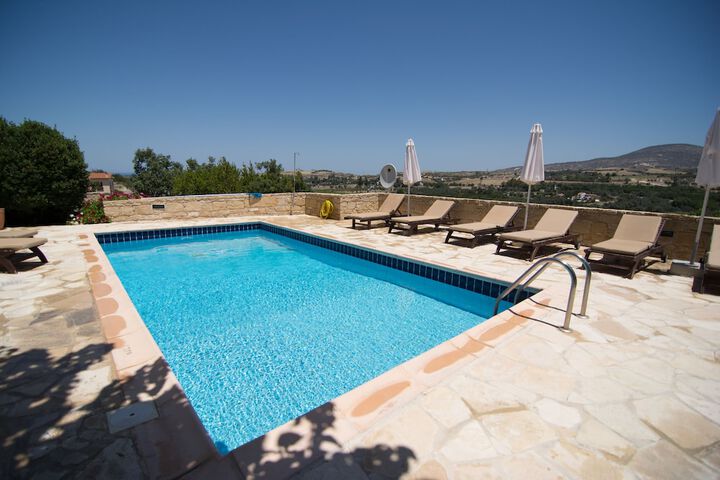 Hotel with Pool