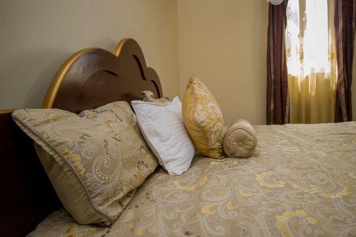 Room 25 of 58