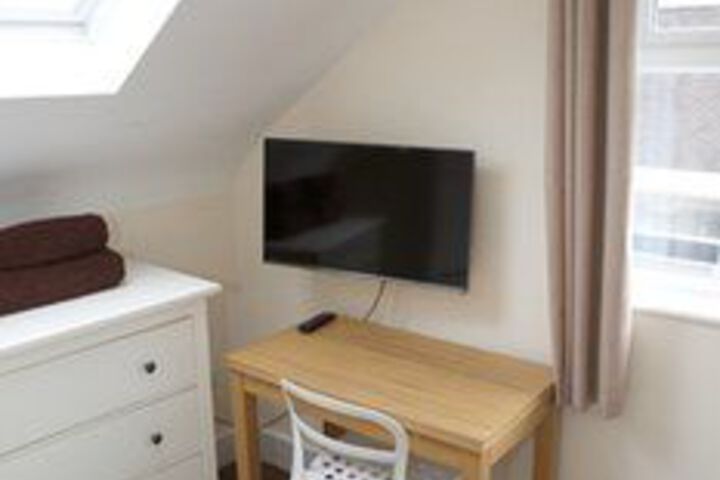 Room 20 of 29
