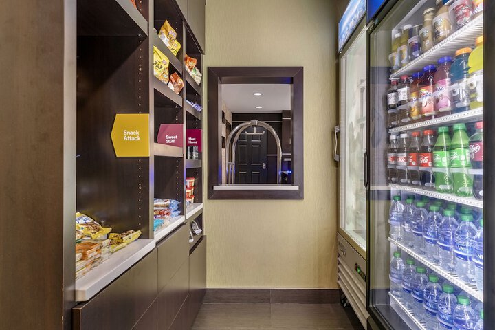 Snack bar