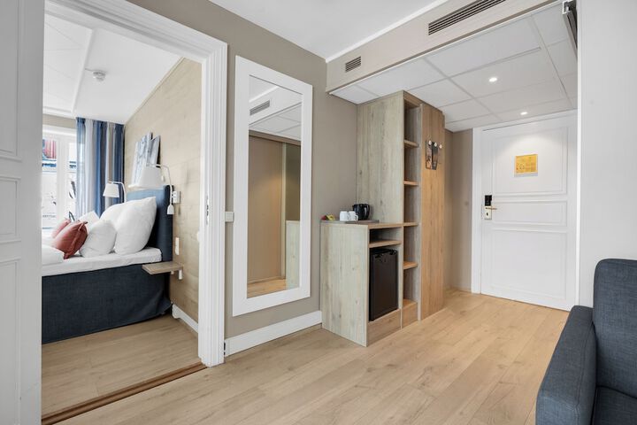 Room 12 of 54