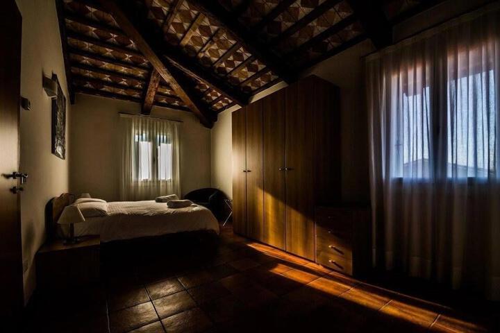 Room 46 of 58