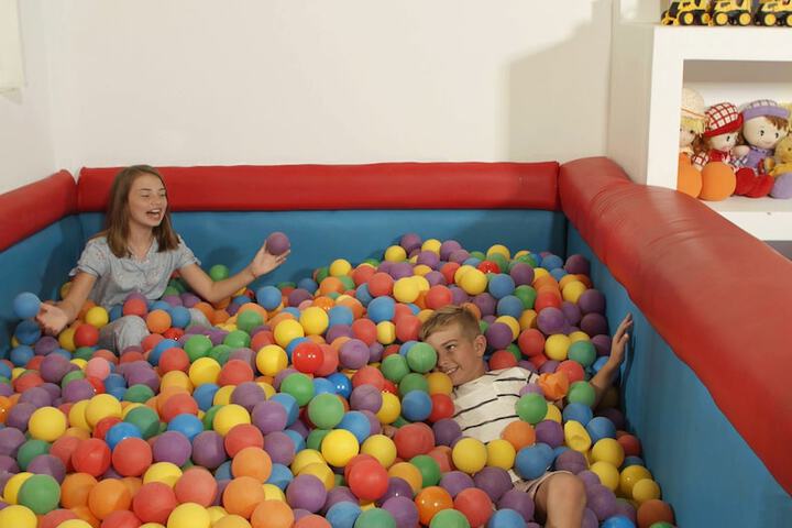 Childrens Activities 61 of 117