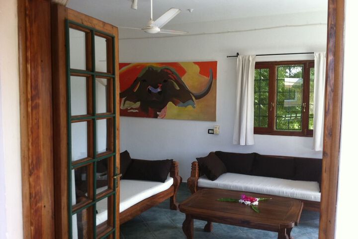 Room 6 of 17