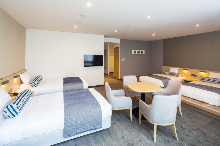 Room 15 of 82