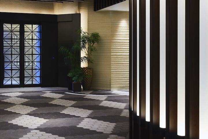 Hotel 3 of 163