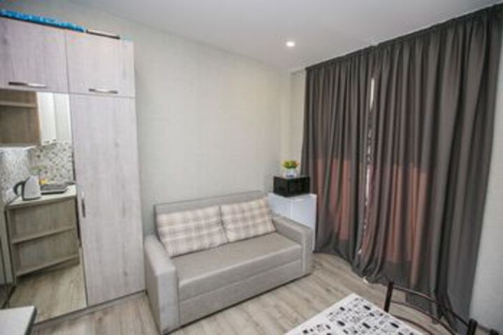Room 25 of 43