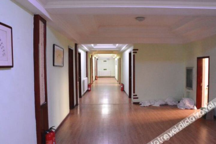 Hotel Interior 9 of 18