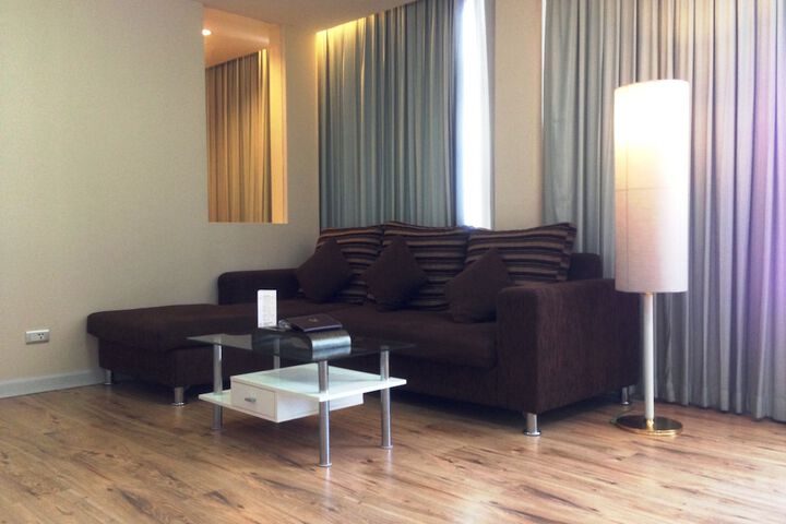 Room 20 of 76