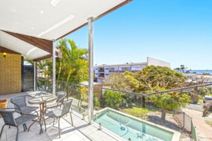 Terrace/Patio 16 of 18