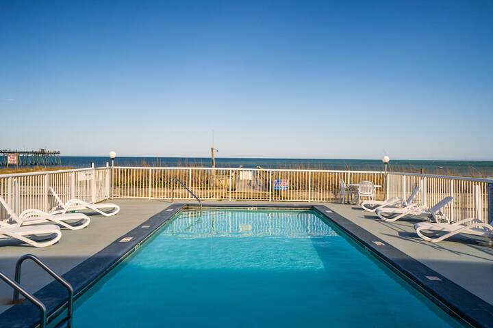 Sundeck 83 of 90