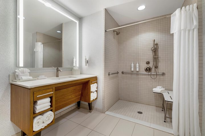 Bathroom shower
