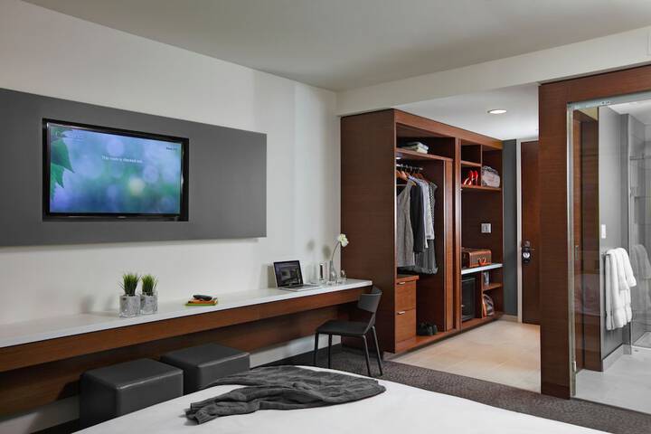 Room 19 of 47