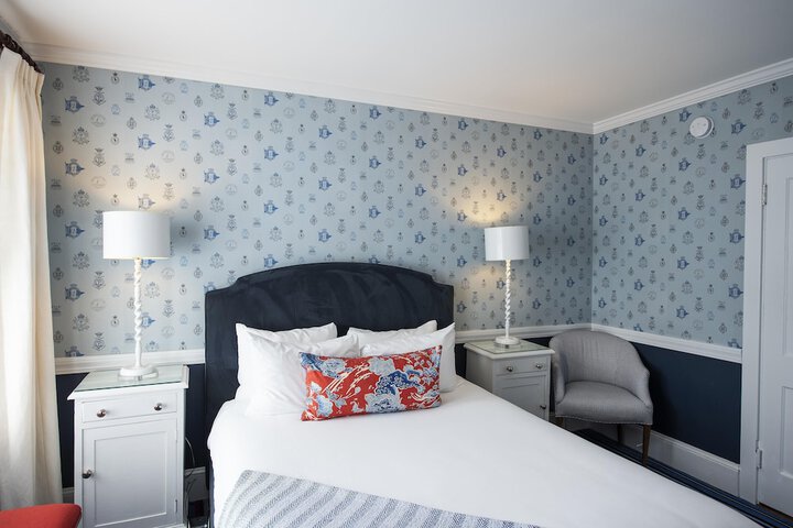 Room 48 of 108