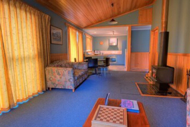 Room 109 of 195