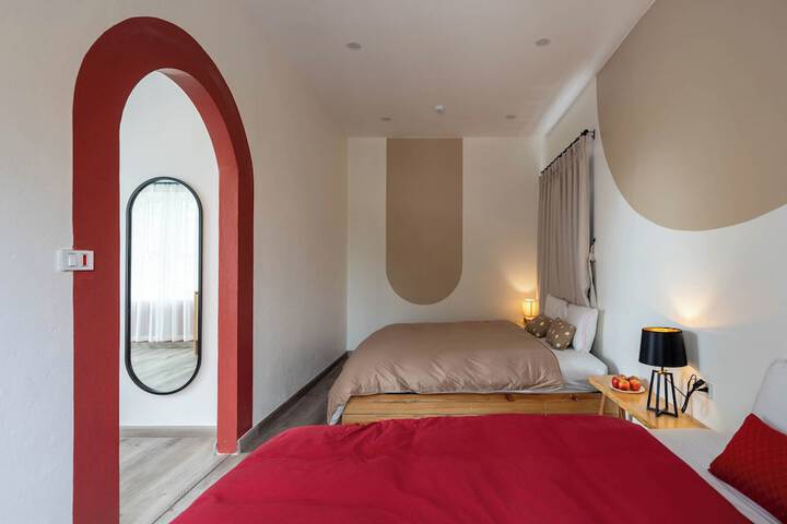 Room 16 of 61